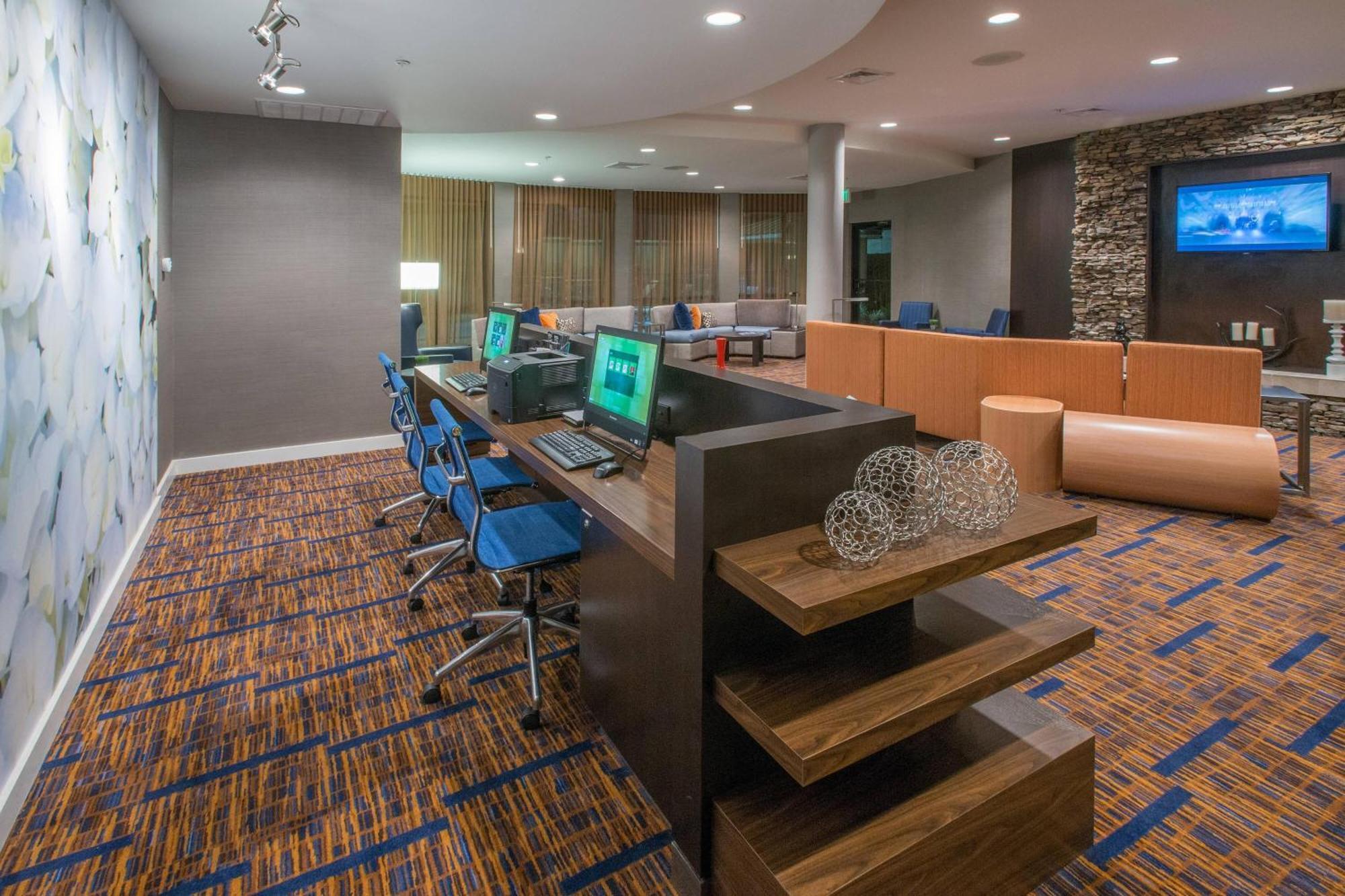 מלון Courtyard By Marriott אלבני מראה חיצוני תמונה
